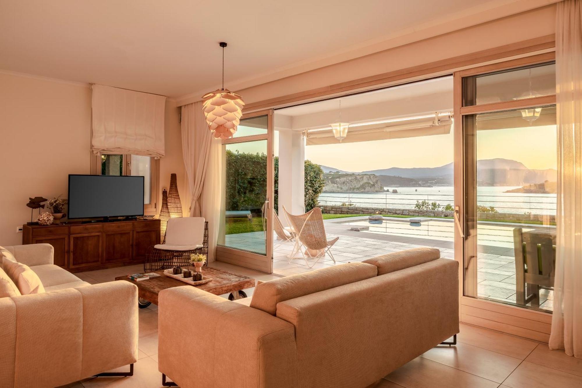 Sk Place Luxury Seafront Villas Chania Almirida Eksteriør bilde